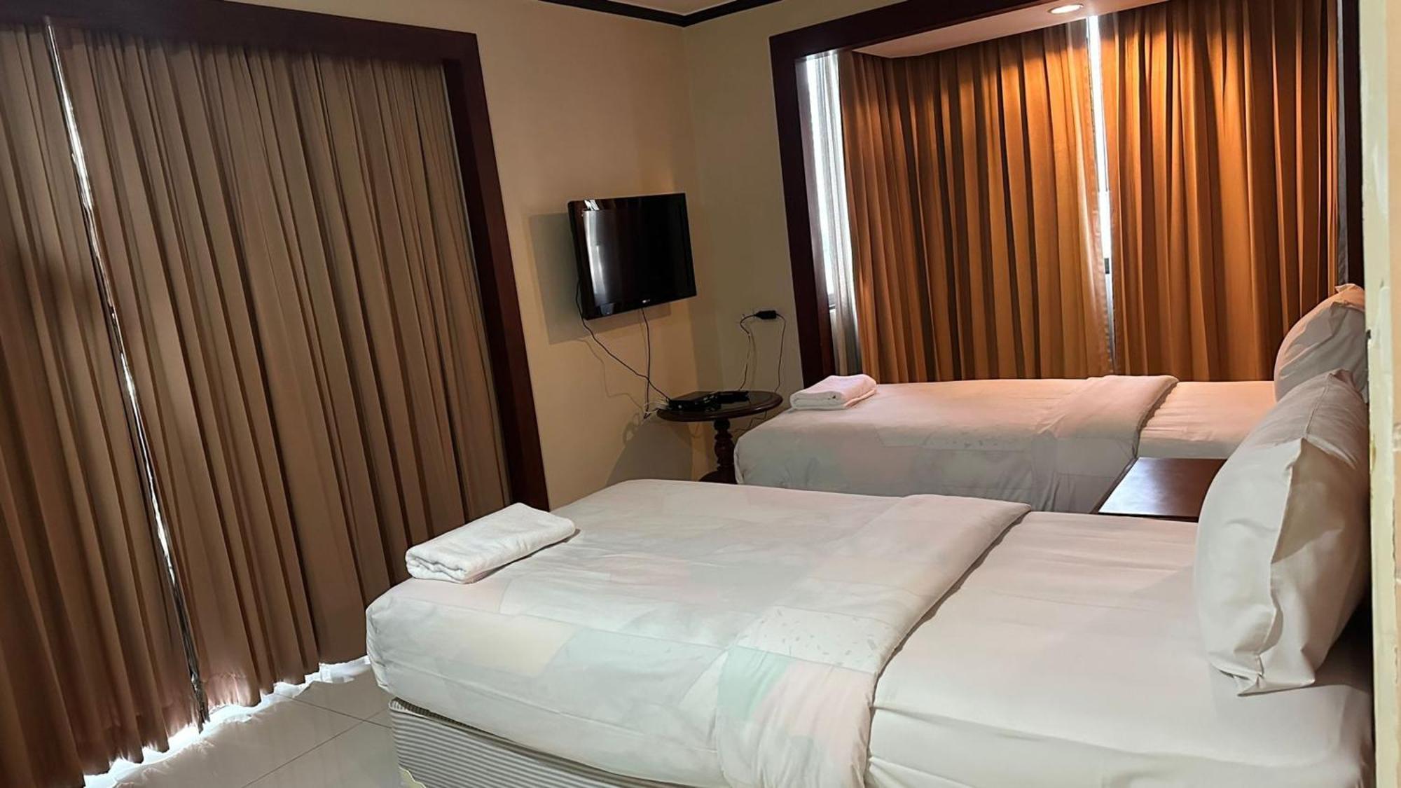 Omni Tower Sukhumvit Nana Direct Hotel Bangkok Kültér fotó