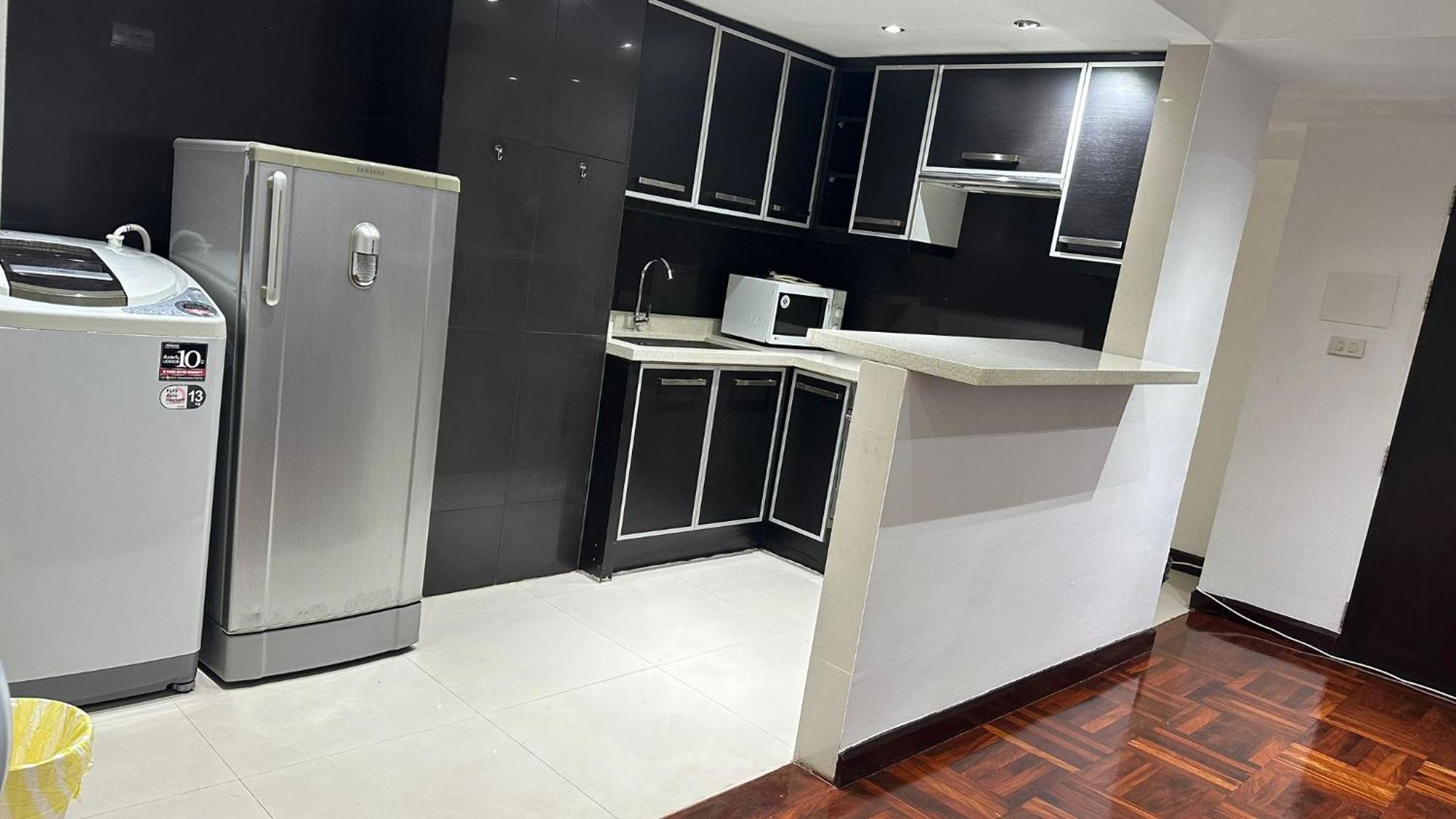Omni Tower Sukhumvit Nana Direct Hotel Bangkok Kültér fotó