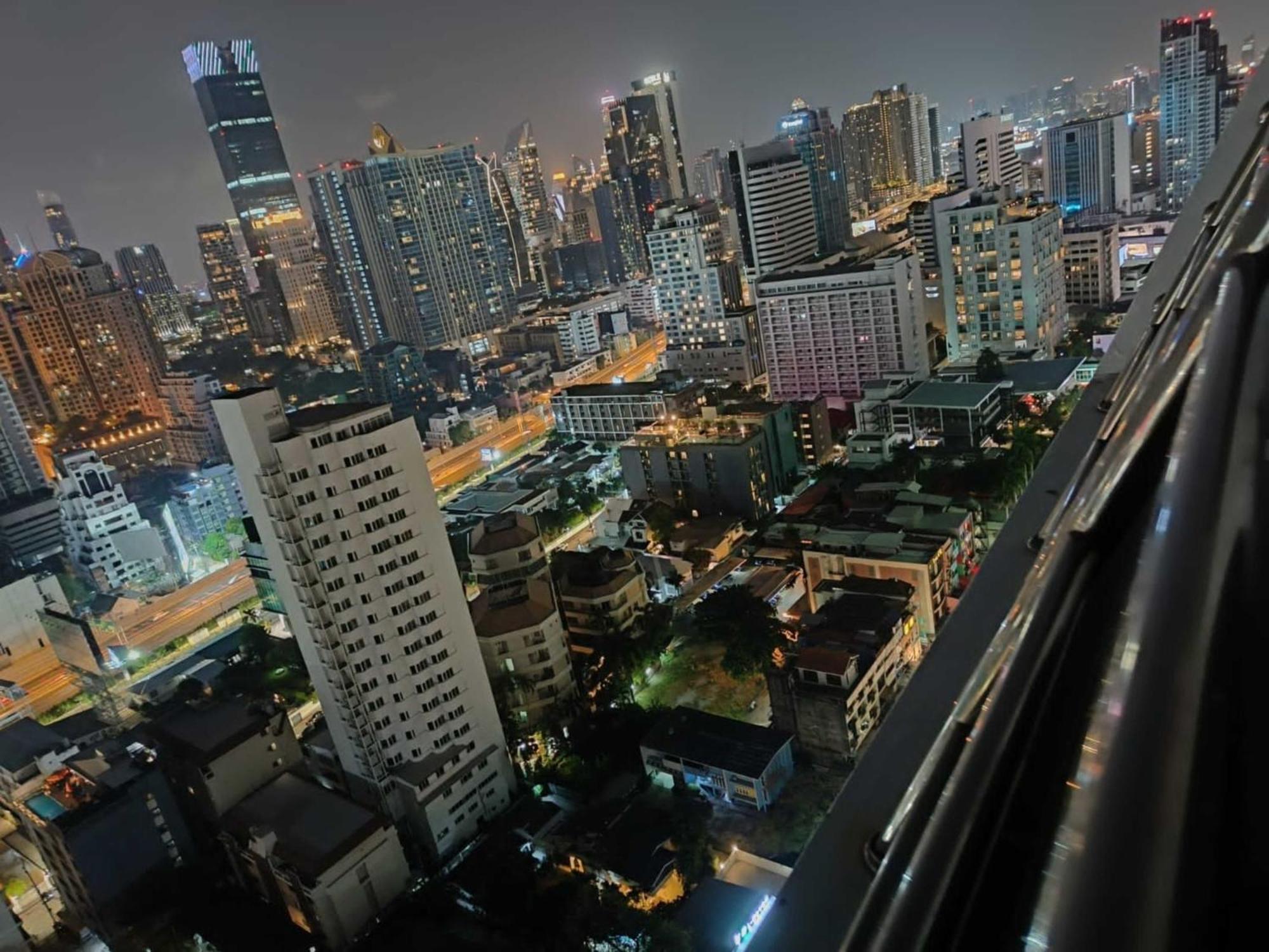 Omni Tower Sukhumvit Nana Direct Hotel Bangkok Kültér fotó