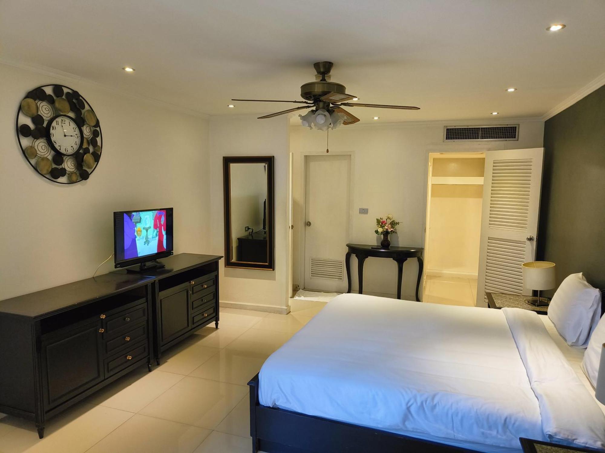 Omni Tower Sukhumvit Nana Direct Hotel Bangkok Kültér fotó