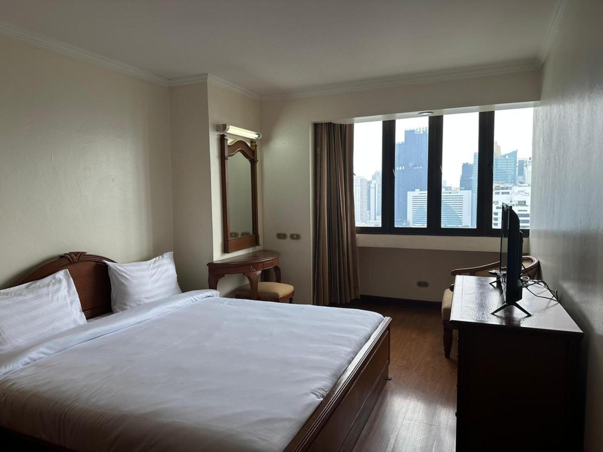 Omni Tower Sukhumvit Nana Direct Hotel Bangkok Kültér fotó