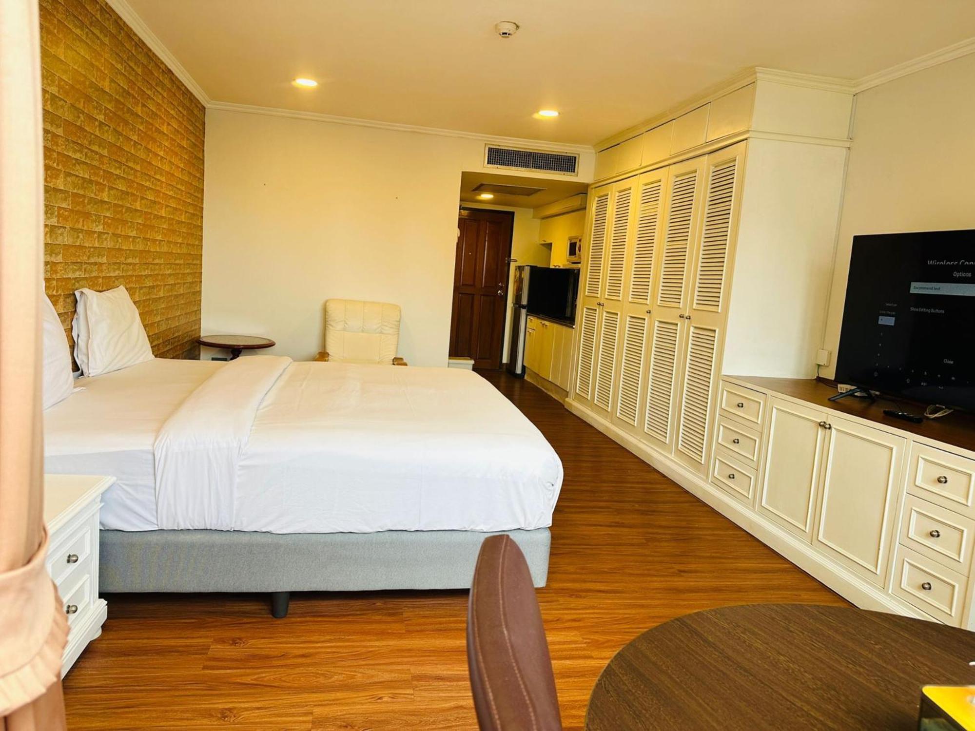 Omni Tower Sukhumvit Nana Direct Hotel Bangkok Kültér fotó